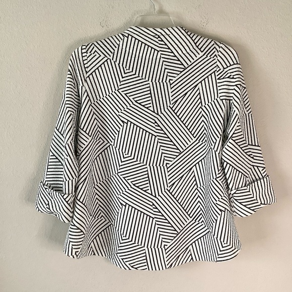 IC COLLECTION Asymmetric One-Button Blazer Jacket Textured White Black Lagenlook - Picture 11 of 12